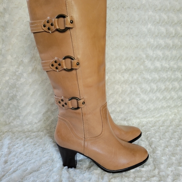 Matisse Tan leather Tall Riding harness buckle boots, Size 11 - Picture 7 of 15